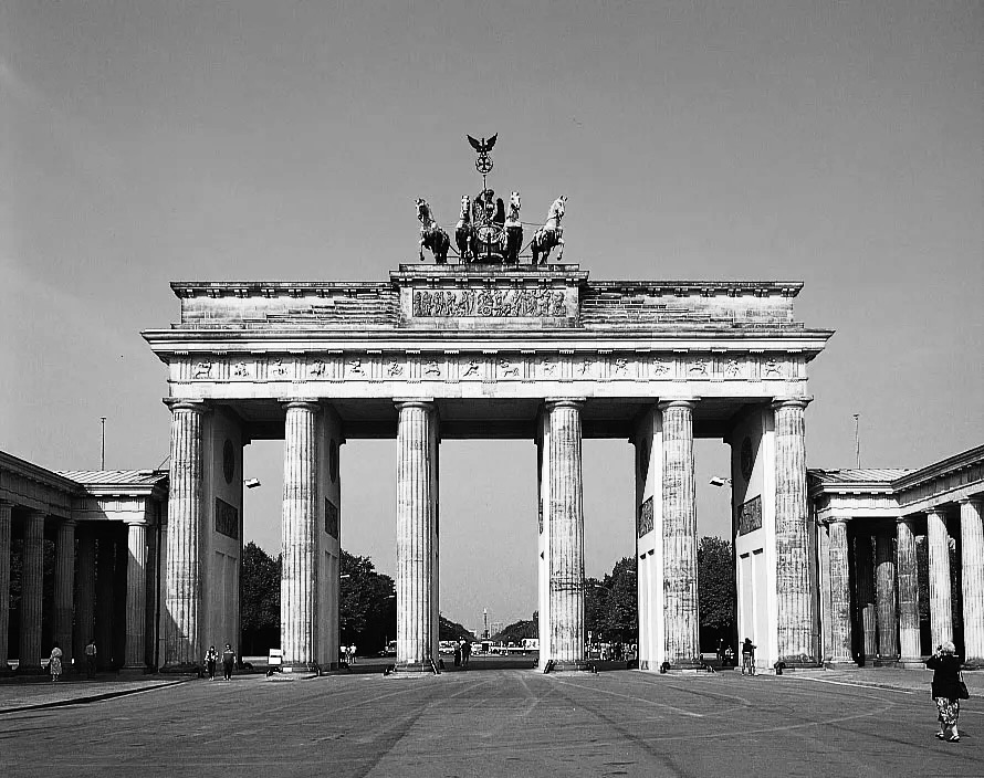 Brandenburg Gate Berlin jpg